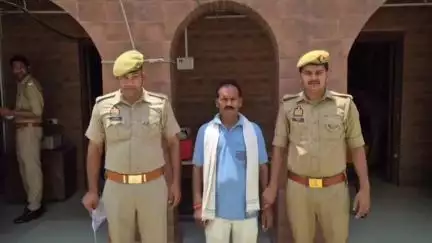 तुलसीपुर: चोरी के मामले से जुड़े नफर वारंटी को थाना तुलसीपुर पुलिस ने किया गिरफ्तार
