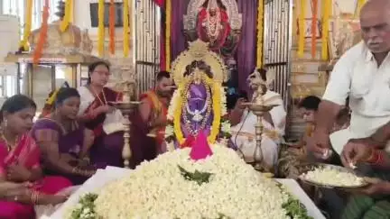 అన్నవరంలో లక్ష మల్లెలతో అమ్మవారికి అభిషేకం