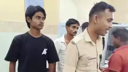 बिहार: बिहार थाना पुलिस ने दो अलग-अलग मामलों में दो युवकों को किया गिरफ्तार, चोरी की एक बाइक बरामद