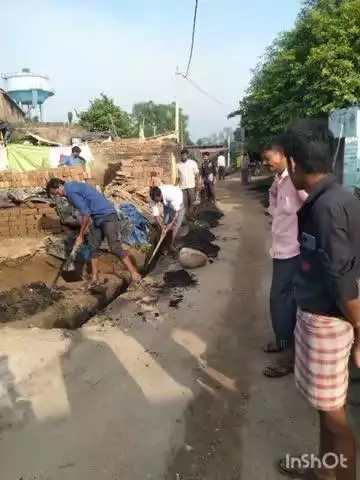 कलीनगर तहसील क्षेत्र की ग्राम पंचायत नवादिया सुखदासपुर की ग्राम प्रधान चमन बेगम पति मुमताज अपनी ग्राम पंचायत में साफ सफा