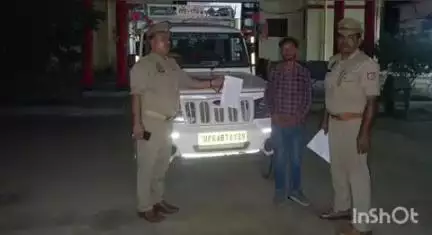 घोरावल: सेमरिया गांव से पुलिस ने ₹2 लाख 50 हजार की पिकअप को किया कुर्क