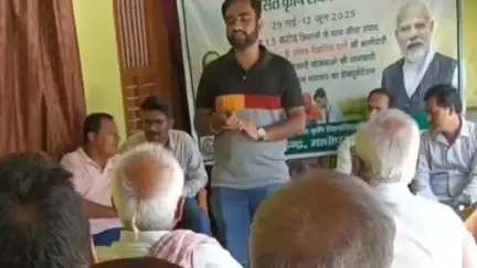 मझौलिया: मझौलिया प्रखंड क्षेत्र के दुबौलिया, कठईया लाल सरैया, जोकटिया गांव में कृषि गोष्ठी का आयोजन