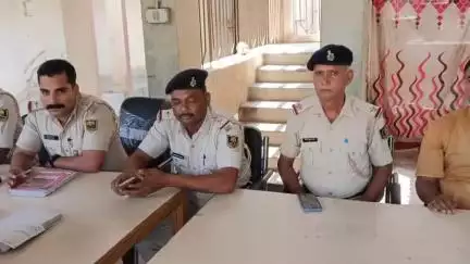 डेहरी: इंद्रपुरी थाना में बकरीद को लेकर शांति समिति की बैठक सम्पन्न हुई