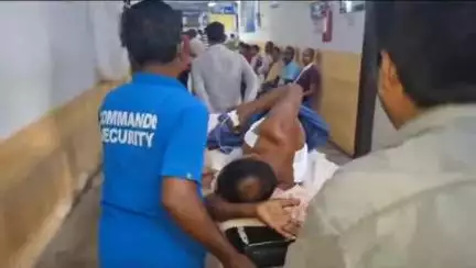 धनबाद/केंदुआडीह: राजापुर गांव में झारखंड आंदोलनकारी ताला बास्की को अज्ञात अपराधियों ने मारी गोली, धनबाद के SNMMCH में इलाज जारी