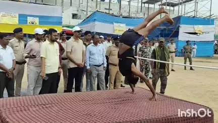 जमुई: श्रीकृष्ण सिंह स्टेडियम में होमगार्ड भर्ती के लिए शारीरिक दक्षता जांच परीक्षा में 957 में से 193 अभ्यार्थी सफल हुए