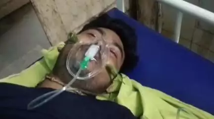 তুফানগঞ্জ ১: হরিরধাম মণ্ডল পাড়ায় টোটোর পিছনে ধাক্কা বাইকের, উল্টে টোটো চালককে বেধড়ক মারধরের অভিযোগ কয়েকজন তরুণের বিরুদ্ধে