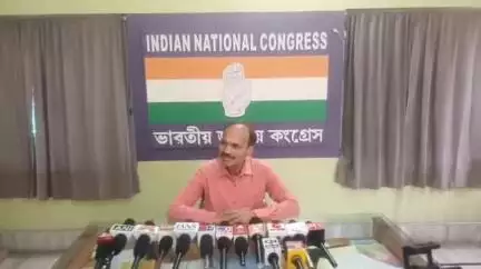 বহরমপুর: সাধারণ মানুষের নিরাপত্তা বিঘ্নিত, তেমন পুলিশের নিরাপত্তা বিঘ্নিত হলে বাংলার মানুষ কোথায় যাবে? বহরমপুরে বলেন অধীর চৌধুরি