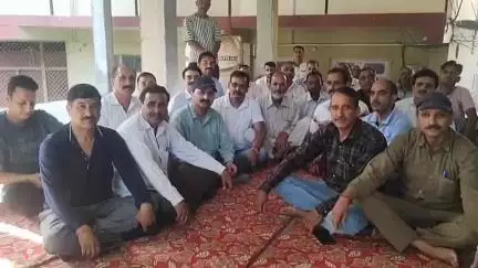 बिलासपुर सदर: सभी ऑपरेटरों को दिया जर्नल हाउस का न्योता, खारसी सभा 8 जून रविवार को लाड़ाघाट के खेल मैदान में करेगी आयोजन