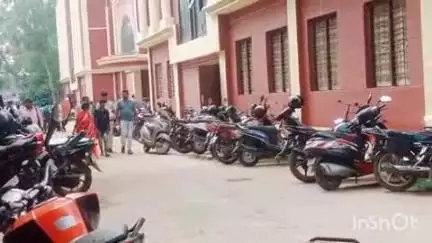 পুরুলিয়া ২: নাবালিকাকে অপহরণের অভিযোগে ধৃত পুঞ্চা থানা এলাকার যুবক, পেশ আদালতে