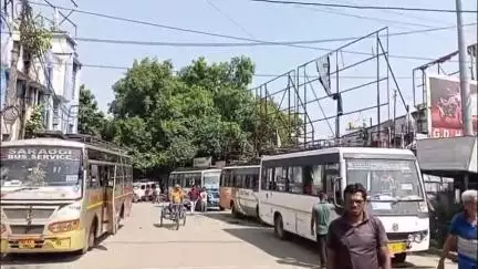 বালুরঘাট: বালুরঘাট থেকে শিলিগুড়ি ও কোচবিহারগামী নাইট বাসে ভোগান্তি, অভিযোগ যাত্রীর #janasamsya