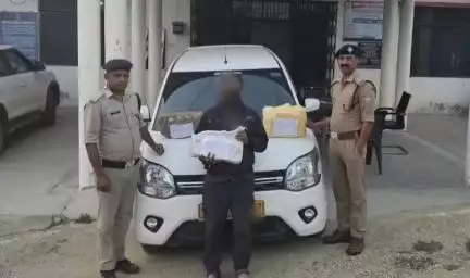 गुमदेश।दिगाली चोड़ के कुख्यात शराब तस्कर के खिलाफ पुलिस ने गुंडा एक्ट के तहत की कार्यवाही।