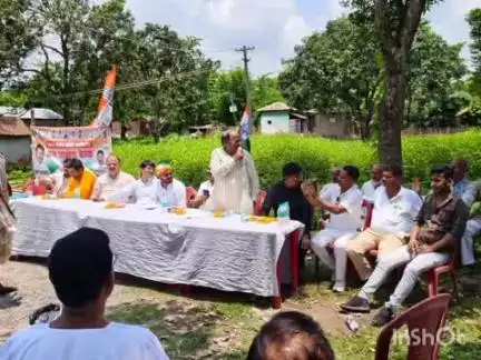 फारबिसगंज: फारबिसगंज के परवाहा में कांग्रेस ने आयोजित की जन आक्रोश बैठक
