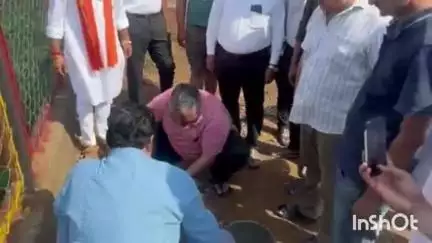 लखनपुर: विश्व पर्यावरण दिवस पर लखनपुर नगर पंचायत में MLA राजेश अग्रवाल ने पौधारोपण कर 'एक पेड़ मां के नाम' अभियान की शुरुआत की