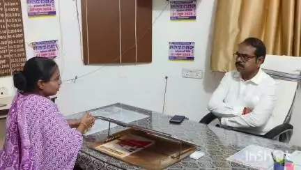 भगवानपुर: प्रखंड मुख्यालय का डीएम ने किया औचक निरीक्षण, 6 कर्मचारी अनुपस्थित पाए गए, उनके वेतन भुगतान पर लगी रोक