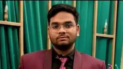 झांसी: कर्जदारों से परेशान पंचवटी का रहने वाला युवक ने फांसी लगाकर आत्महत्या की