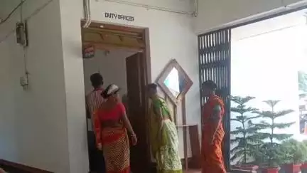 উদয়পুর: উদয়পুর শালগর এলাকায় পারিবারিক জগড়া কে কেন্দ্র করে এক গৃহবধুর মাথা ফাটিয়ে দেয় এক ব্যাক্তি আর কেপুর থানায় মামলা দায়ের