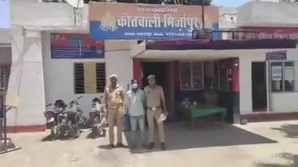 बेहट: गौकशी में वांछित वारंटी अभियुक्त को पुलिस ने रायपुर से किया गिरफ्तार