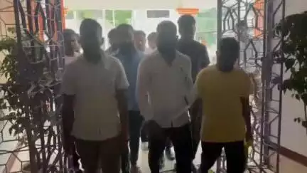 উদয়পুর: হিন্দু জাগরণ মঞ্চ গোমতী জেলার পক্ষ থেকে জেলা শাসকের নিকট উদয়পুর যেন গরু হত্যা না করা হয় তার জন্য ডেপুটেশন প্রদান