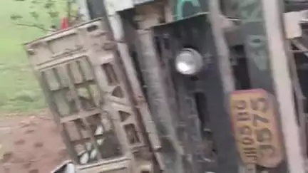 Rungta  se Rajnagar Jaane wala road mein accident hua hai
