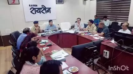 रायसेन: मानसून के दौरान किसी भी अप्रत्याशित स्थिति से निपटने के लिए तैयार रहें: कलेक्टर श्री विश्वकर्मा
