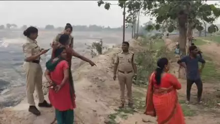 सिंगरौली: मेढ़ौली में विस्थापन पर विवाद, जयंत कोयला खदान में ब्लास्टिंग से नाराज़ लोगों का प्रदर्शन, सुविधाओं की मांग