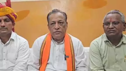 बाड़मेर: बाड़मेर सर्किट हाउस में कैबिनेट मंत्री श्री जोराराम कुमावत जी के साथ वंदे गंगा जल संरक्षण अभियान पर प्रेस वार्ता