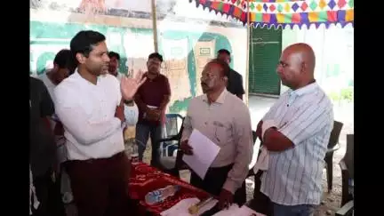 వైరా: వైరా మండల కేంద్రంలో పర్యటించిన జిల్లా కలెక్టర్