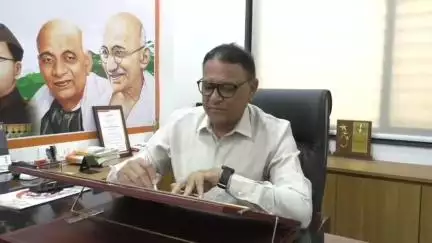 ધારાસભ્ય મુકેશભાઇ પટેલ દ્વારા મોઢેરા ડેપો હબટાઉનમાં વિધાર્થી પાસ કાઉન્ટર શરૂ કરવા ધારાસભ્ય દ્વારા રજૂઆત કરાઇ