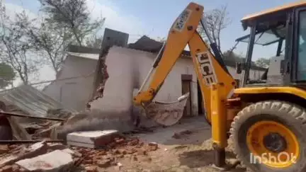 रेवाड़ी: धारूहेड़ा के पास अवैध कॉलोनियों पर चला बुलडोजर, पांच एकड़ जमीन पर हो रहा था निर्माण