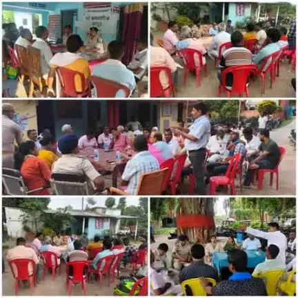 आज दिनांक-06.06.2025 को थानाध्यक्ष की उपस्थिति में विभिन्न थानों में आगामी बकरीद पर्व को लेकर विधि व्यवस्था शांति बनाए रखने हेतु आमजनों एवं गणमान्य जनप्रतिनिधयों के साथ शांति समिति की बैठक की गई एवं विशेष दिशा-निर्देश दिए गए।