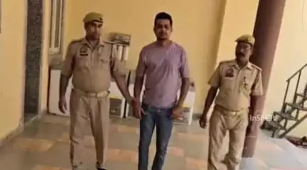 बरेली: बारादरी थाना पुलिस ने टॉप 10 शातिर अपराधी को तमंचे के साथ किया गिरफ्तार
