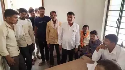 प्रतापगढ़: NH56 सेमलिया में ट्रेलर की टक्कर में जिंदा जले बल्गर चालक की शिनाख्त, पोस्टमार्टम के बाद शव परिजनों को सौंपा गया