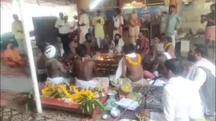 मनावर: मनावर के जागेश्वर धाम स्थित कनक बिहारी आश्रम में विशाल यज्ञ एवं भंडारे का आयोजन