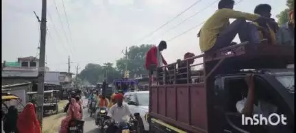 बलिया: गंगा दशहरा पर रामगढ़ क्षेत्र के घाटों पर उमड़ा जनसैलाब, एनएच-31 पर चार किलोमीटर लंबा जाम