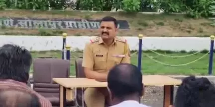 दक्षिण सोलापूर: बकरी ईद सणाच्या पार्श्वभूमीवर मंद्रूप पोलिसांनी घेतली शांतता कमिटीची बैठक...