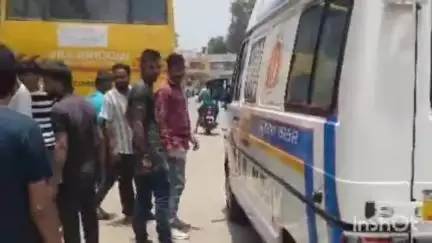 આણંદ: ઓડ ગામે આઉટ પોલીસ સ્ટેશન સામે કૂતરું આડુ પડતા બાઈક સ્લીપ થઇ જતા બાઈક ચાલકને ઈજાઓ પહોંચી