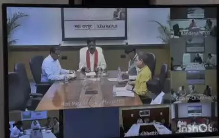जगदलपुर: उप मुख्यमंत्री विजय शर्मा ने वीडियो कॉन्फ्रेंसिंग से बस्तर संभाग के नक्सल प्रभावित क्षेत्र के विकास कार्यों की समीक्षा की