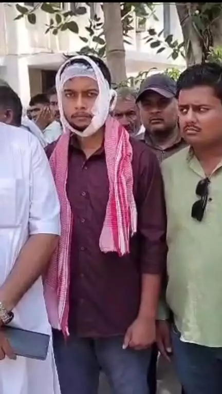 मेरठ: शोभित यूनिवर्सिटी में बिहार के रहने वाले छात्र पर रैंकिंग का विरोध करने पर हुआ हमला, SSP से कार्रवाई की मांग