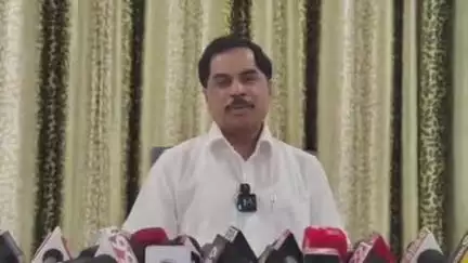 రాష్ట్ర ప్రజలను వారి కుటుంబ సభ్యులను మోసం చేసిన నాయకుడు జగన్ : అనంతలో కళ్యాణదుర్గం ఎమ్మెల్యే అమిలినేని సురేంద్రబాబు