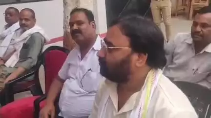 मिश्रिख: आगामी बकरीद के पर्व को लेकर मिश्रिख थाने में पीस कमेटी की बैठक का आयोजन हुआ