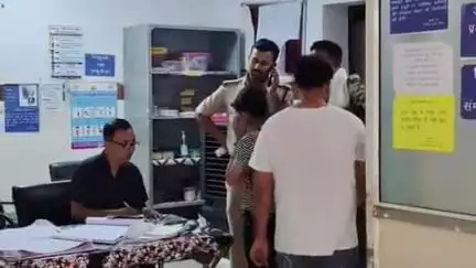 भिंड नगर: भिंड: हाउसिंग कॉलोनी में युवतियों के बीच मारपीट, सूचना पर पहुंची पुलिस ने अस्पताल पहुंचाया