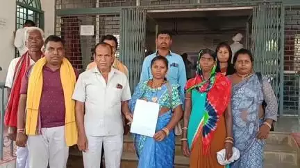 महासमुंद: सुखी पाली के पूर्व सरपंच को पद से हटाने और शासकीय राशि के आहरण कर गबन करने की जांच को लेकर ग्रामीणों ने #jansamasya