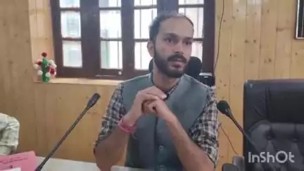 जुब्बल: जुब्बल में 6 जून को होने वाली मौकड्रिल को लेकर प्रशासन ने आज जुब्बल समिति हॉल में बैठक का आयोजन किया