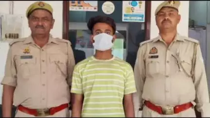 बड़ौत: रठौडा निवासी आरोपी को छपरौली पुलिस ने चेकिंग के दौरान अवैध तमंचा व कारतूस के साथ किया गिरफ्तार