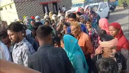 खंडवा नगर: खंडवा: शहर काजी ने शक्कर तालाब पहुंचकर अतिक्रमणकारियों से की मुलाकात