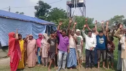 बैरिया: पखनाहा डुमरिया पंचायत के वार्ड 19 में PHED विभाग के लापरवाही से नल जल योजना पर लग रहा ग्रहण  #jansamasya