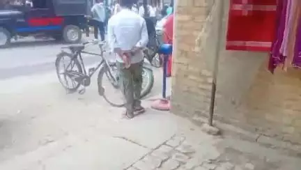 लालगंज: देवगांव त्रिमुहानी के पास शादी के लिए लड़की देखकर बाइक से जा रही महिला की पिकअप से दबकर हुई मौत, युवक घायल