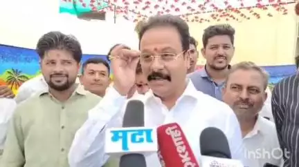 जळगाव: आमदार चंद्रकांत पाटील यांची माजी मंत्री एकनाथ खडसे यांच्यावर पाळधी येथे टीका