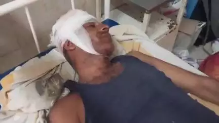 बेतिया: डमरापुर वार्ड नंबर 9 में जमीनी विवाद, दबंग ने किया जानलेवा हमला, जीएमसीएच में भर्ती