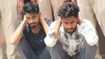 सिरसा: पुलिस ने हिसार रोड क्षेत्र से चोरी की मोटरसाइकिल के साथ दो सगे भाइयों को गिरफ्तार किया